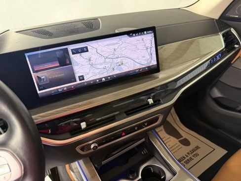 Used 2024 BMW X7 xDrive40i w/ Executive Package AWD/4WD image 32