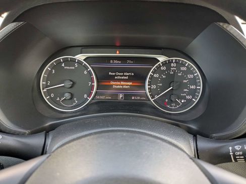 Used 2024 Nissan Sentra SV FWD image 24