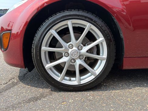 Used 2012 MAZDA MX-5 Miata Grand Touring w/ Premium Pkg RWD image 23