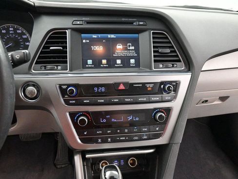 Used 2016 Hyundai Sonata Sport w/ Option Group 02 FWD image 20