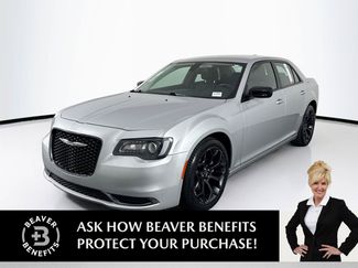 Used 2019 Chrysler 300 Touring w/ Sport Appearance Package RWD video 1