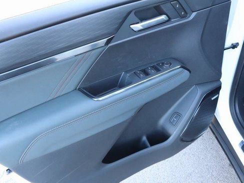 New 2026 GMC Acadia AT4 w/ Luxury Package image 19