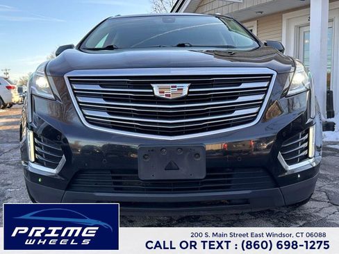 Used 2019 Cadillac XT5 Premium Luxury w/ Driver Assist Package image 2