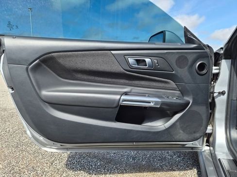 Used 2024 Ford Mustang Coupe RWD image 13