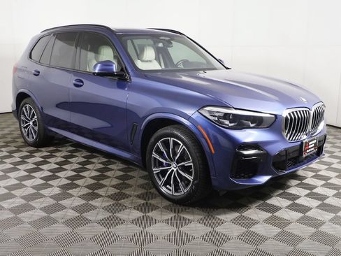 Used 2022 BMW X5 xDrive40i AWD/4WD image 57