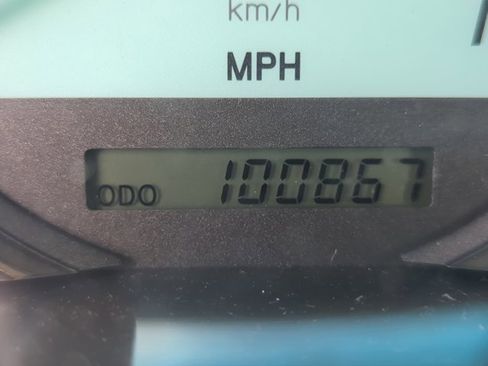 Used 2006 Toyota Solara SLE image 24