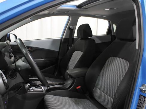 Used 2019 Hyundai Kona SEL w/ SEL Tech Package 02 image 5