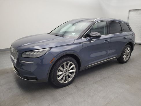 Used 2022 Lincoln Corsair AWD w/ Premium Package image 2