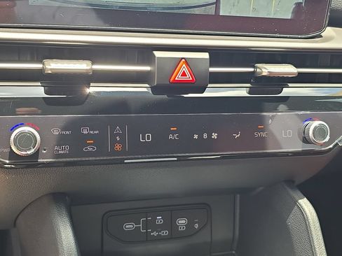 New 2026 Kia Sportage SX FWD image 26