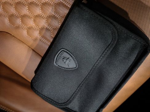 Used 2023 Lamborghini Urus S image 35