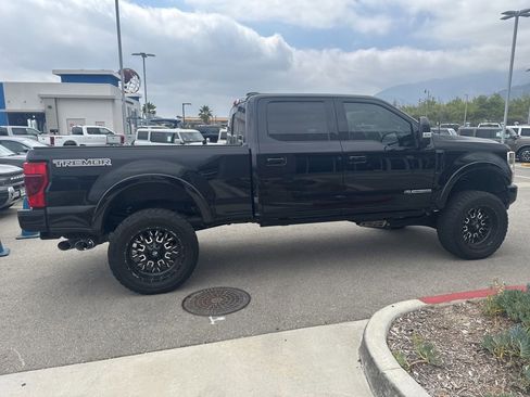 Used 2022 Ford F250 Platinum w/ Tremor Off-Road Package AWD/4WD image 6