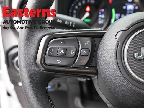 Used 2025 Jeep Wrangler Unlimited Sport S 4xe AWD/4WD image 15