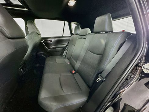Certified 2022 Toyota RAV4 SE w/ Convenience Package AWD/4WD image 25