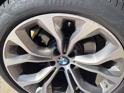 Used 2018 BMW X5 xDrive50i w/ M Sport Package image 34