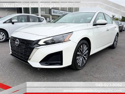 Used 2023 Nissan Altima 2.5 SV