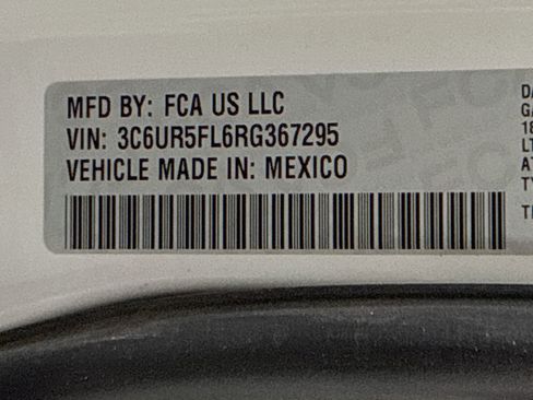 Used 2024 RAM 2500 Laramie AWD/4WD image 37