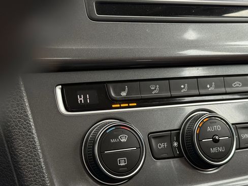 Used 2017 Volkswagen Golf Alltrack SEL image 6