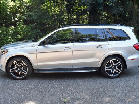 Used 2019 Mercedes-Benz GLS 550 4MATIC w/ Driver Assistance Package image 5