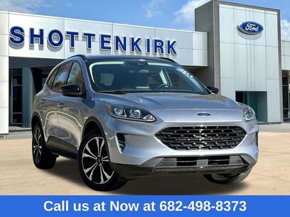 Used 2022 Ford Escape SE w/ SE Sport Appearance Package