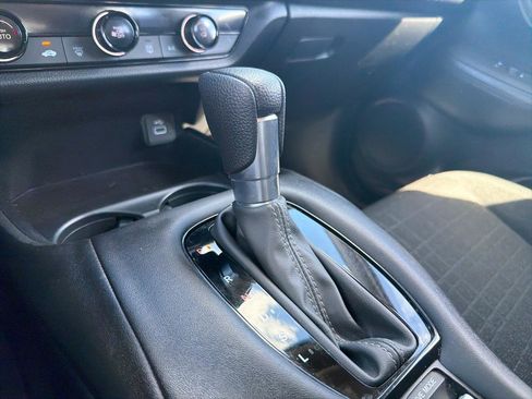 Used 2023 Honda HR-V LX image 22