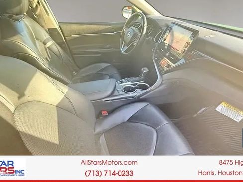 Used 2022 Toyota Camry XLE FWD image 20