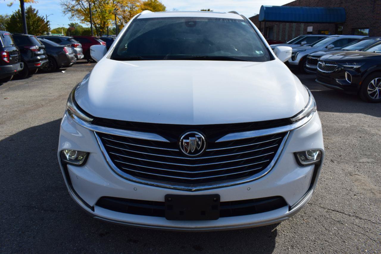 Used 2023 Buick Enclave Essence w/ Experience Buick Package FWD image 3