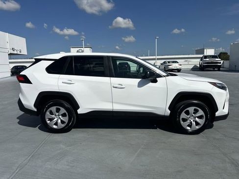 Used 2025 Toyota RAV4 LE image 25