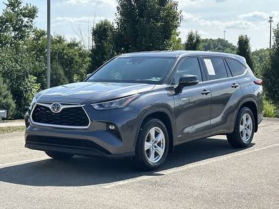 Used 2020 Toyota Highlander LE