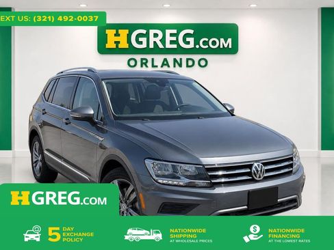 Used 2021 Volkswagen Tiguan SE FWD image 1