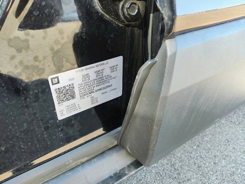 Used 2021 GMC Acadia SLE w/ Driver Convenience Package image 10