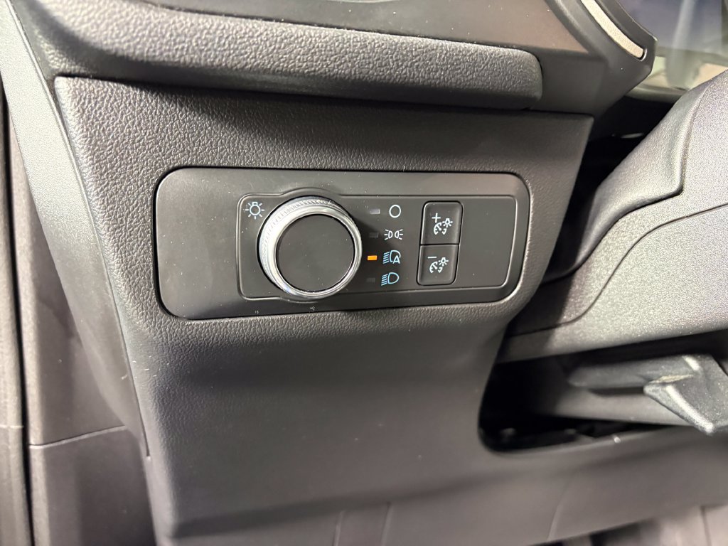 Certified 2020 Ford Escape SE AWD/4WD image 13