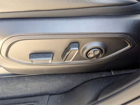 New 2025 Jeep Grand Cherokee Limited image 7