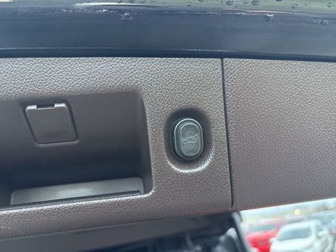 Used 2016 Chevrolet Tahoe LTZ image 38