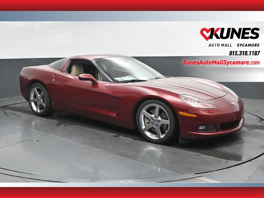 Used 2007 Chevrolet Corvette Coupe w/ Preferred Equipment Group RWD image 1