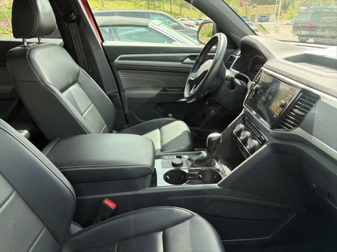 Used 2022 Volkswagen Atlas Cross Sport SEL AWD/4WD image 5
