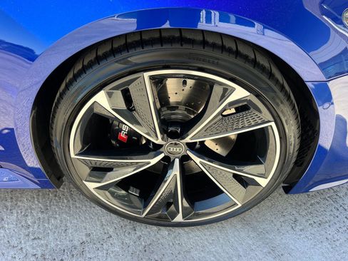 Used 2022 Audi RS 7 Sportback w/ Black Optic Package image 12