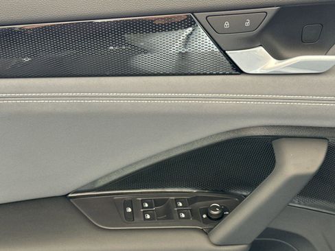 New 2026 Volkswagen Tiguan SE AWD/4WD image 10