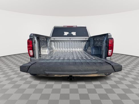 Used 2024 GMC Sierra 1500 SLE RWD image 13