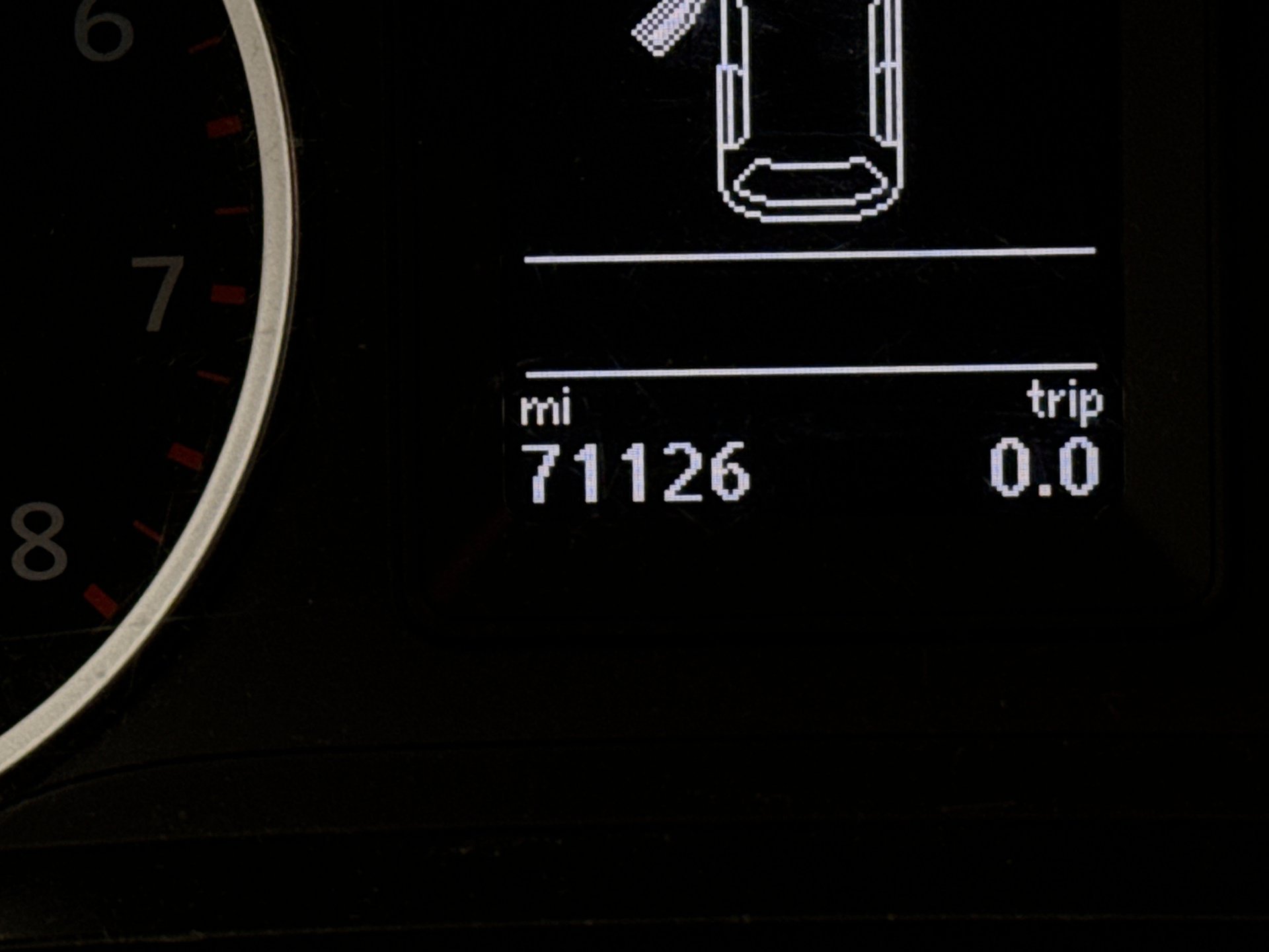 Used 2014 Volkswagen Tiguan S FWD image 9