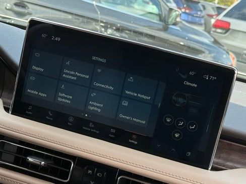 Used 2022 Lincoln Nautilus Reserve w/ Equipment Group 201A image 30