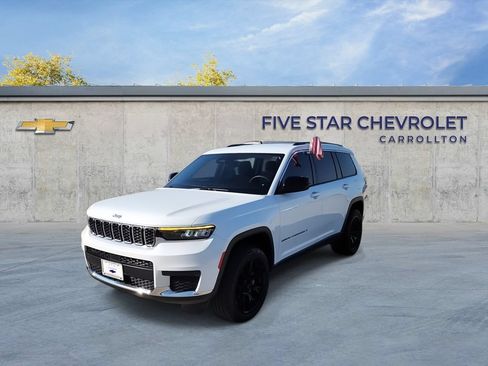 Used 2023 Jeep Grand Cherokee L Laredo RWD image 4
