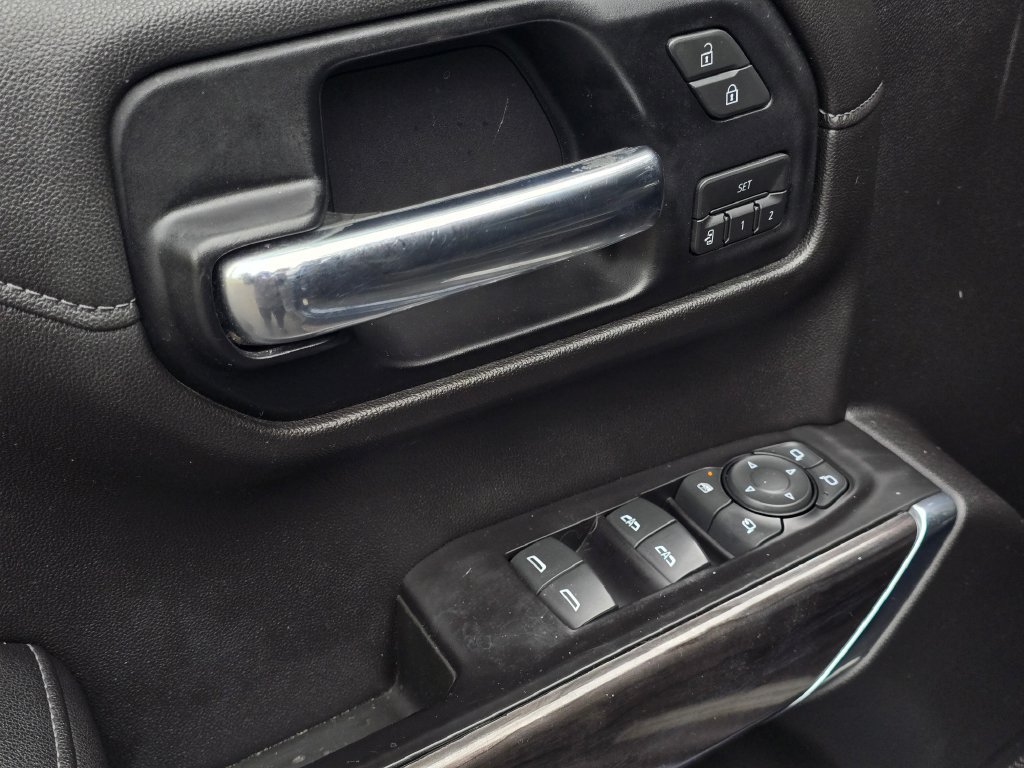 Used 2019 Chevrolet Silverado 1500 LTZ w/ LTZ Plus Package AWD/4WD image 24