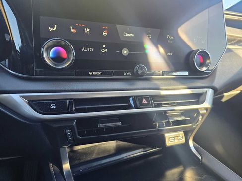 Used 2023 Lexus RX 350 Premium image 30