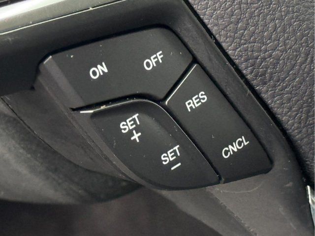 Used 2024 Ford Edge Titanium AWD/4WD image 21