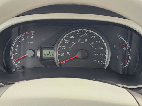 Used 2011 Toyota Sienna LE w/ Towing Pkg image 22