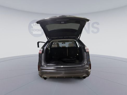 Used 2022 Ford Edge Titanium w/ Equipment Group 301A AWD/4WD image 31