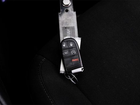 Used 2017 Dodge Challenger R/T image 52