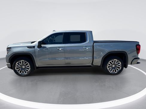 Used 2024 GMC Sierra 1500 Denali Ultimate AWD/4WD image 5