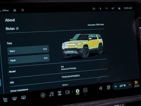 Used 2023 Rivian R1S Adventure image 26