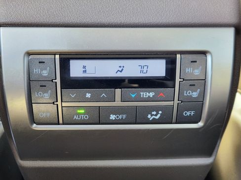 Used 2019 Lexus GX 460 image 23